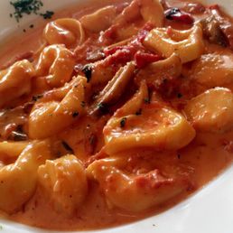 Haven't been here since ownership changed but the food is still just as amazing. This is the tortellini special and it was SO GOOD! Haven't been here since ownership changed but the food is still just as amazing. This is the tortellini special and it was SO GOOD!