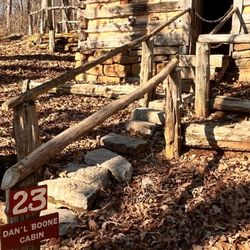 Museum of Appalachia - Daniel Boons cabin