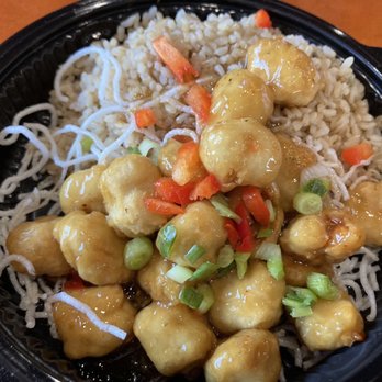 Pei Wei Asian Kitchen - honey chicken & brown rice - Asian Fusion Near Me - Tustin, California Pei Wei Asian Kitchen - honey chicken & brown rice - Asian Fusion Near Me - Tustin, California