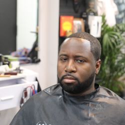 5th Ave Dave the Barber - Lunchbreak