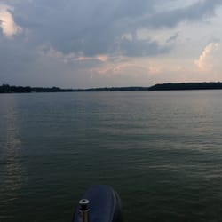 Orchard Lake - Nice and empty, one major advantage of this lake during the week. No Cass lake bs here.