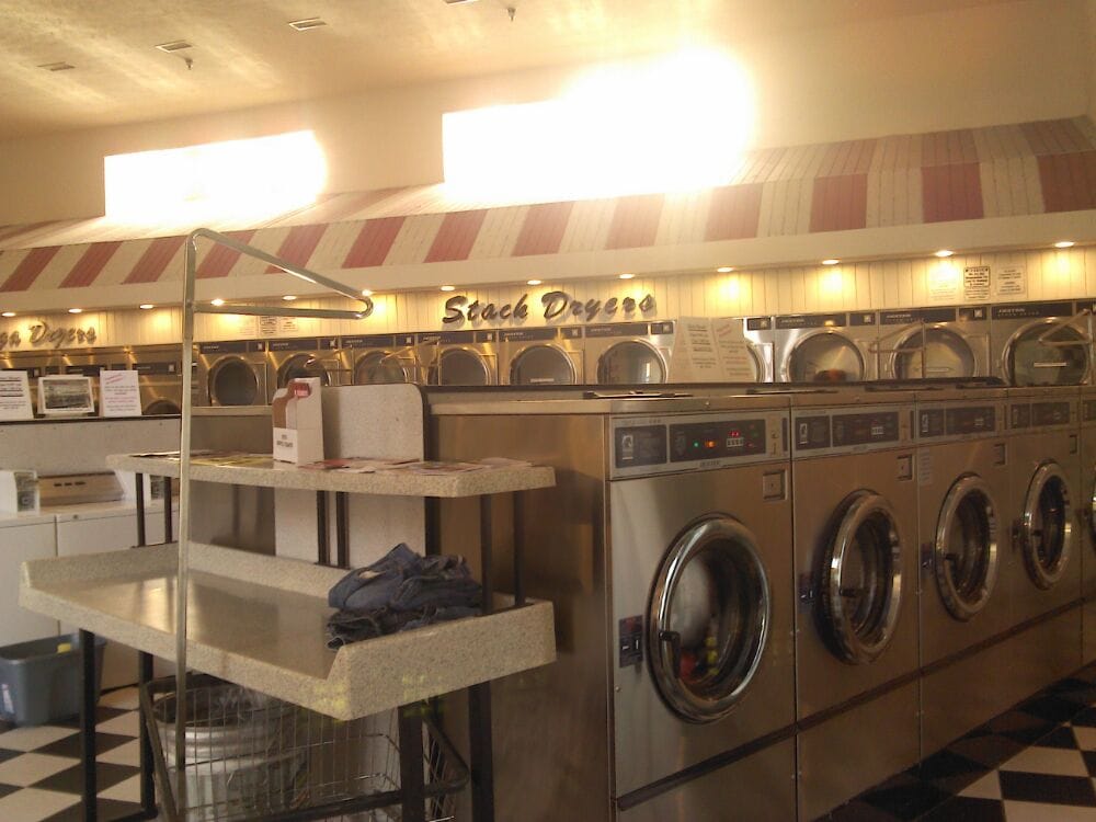 WASH DAZE 24HOUR LAUNDROMAT Updated September 2024 27 S 7th St