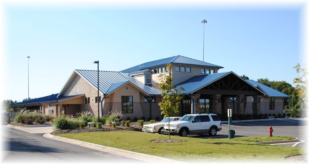 Paradise Pet Resort & Spa - pet boarding facility in Madison, AL