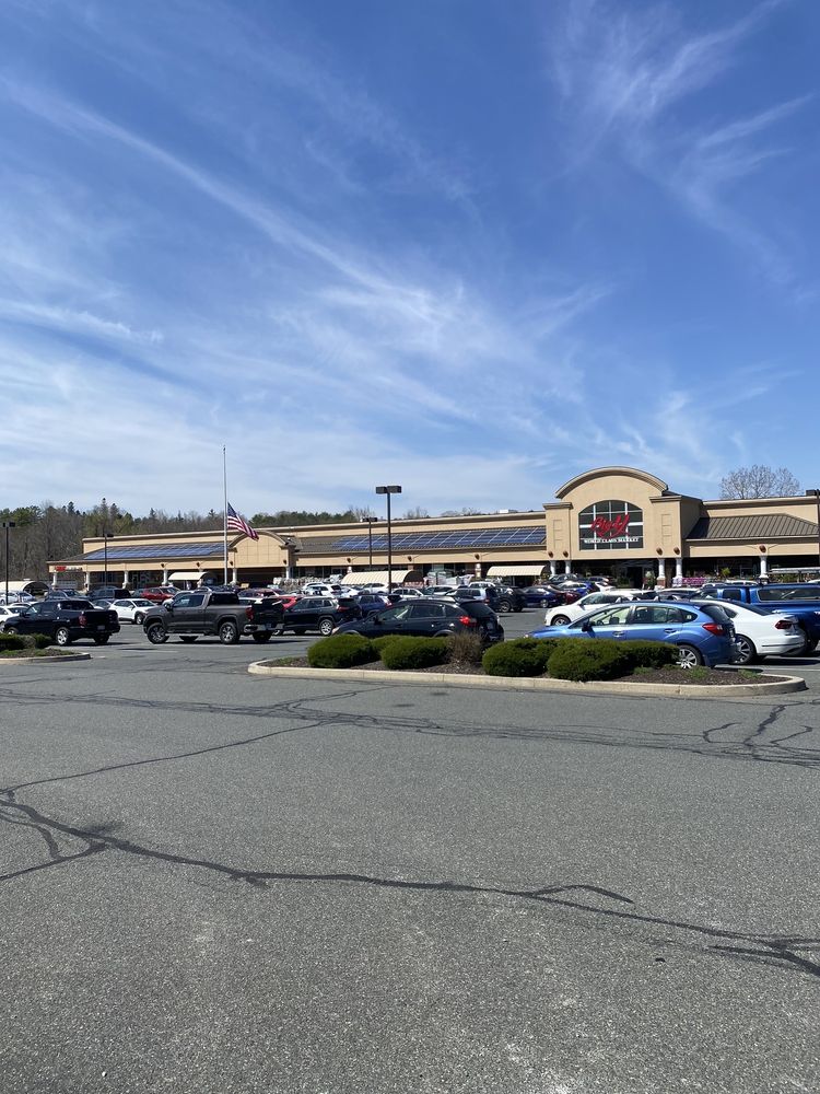 TESLA SUPERCHARGER LEE 10 Pleasant St, Lee, Massachusetts EV