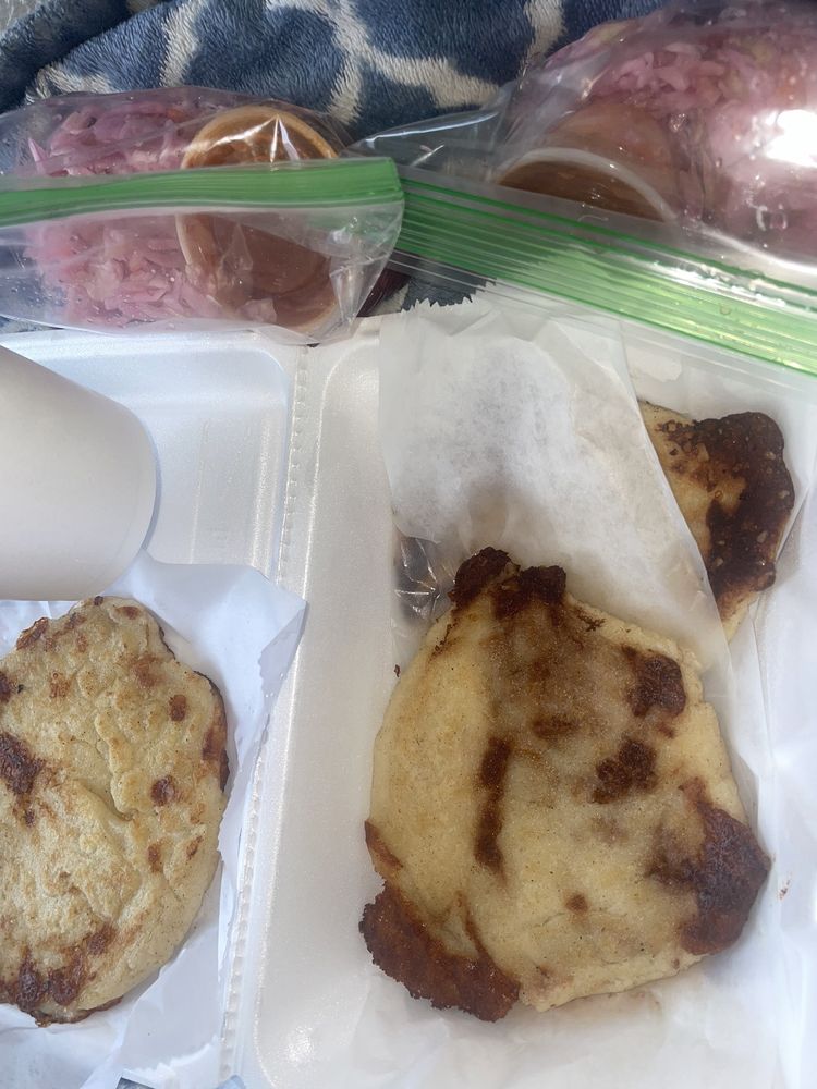 Food from Pupuseria Salvadorena