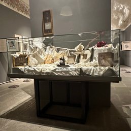 My photo of the display case of Elena Martinez Bolio's work doesn't do it justice. You'll see the subtlety and beauty when you go. My photo of the display case of Elena Martinez Bolio's work doesn't do it justice. You'll see the subtlety and beauty when you go.