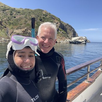 Blue Holic Scuba - About to jump to first dive at Aaron Point. - Free Diving Near Me - Los Angeles, California
