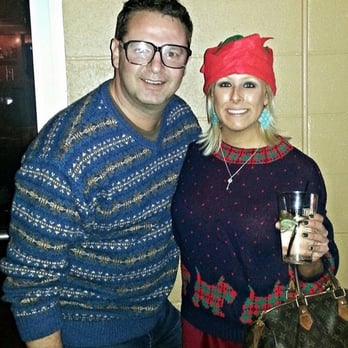 Underdogs Pub - Pubs Near Me - Houston, Texas