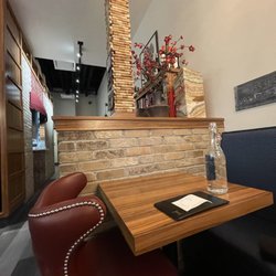 Taste and Savor Wine Bar - Cozy interior