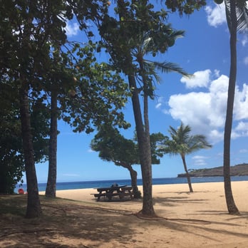 Hulopo'e Beach Park - Lots of picnic tables and bbq spots for camping and cooking fun! - Parks Near Me - Lanai City, Hawaii