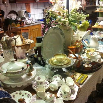 D. Tabbernee - interieur winkel - Antiques Near Me - Rotterdam, ZH D. Tabbernee - interieur winkel - Antiques Near Me - Rotterdam, ZH