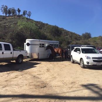 Santa Margarita Preserve - Horse trailers blocking lot drive through... - Hiking Near Me - Fallbrook, California Santa Margarita Preserve - Horse trailers blocking lot drive through... - Hiking Near Me - Fallbrook, California
