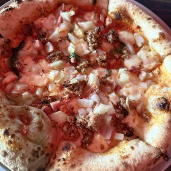 Grata’s Pizzeria - ROMA PIZZA - Pizza Near Me - Austin, Texas