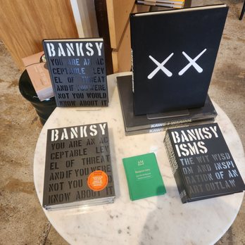Solo - Banksy books - my hero - Interior Design Near Me - Solana Beach, California Solo - Banksy books - my hero - Interior Design Near Me - Solana Beach, California