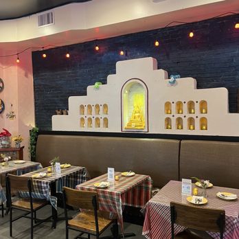 Muan House - Seating decor - Thai Near Me - Brooklyn, New York Muan House - Seating decor - Thai Near Me - Brooklyn, New York