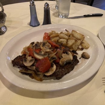 Da Noi Downtown Staten Island - a plate of food - Italian Near Me - Staten Island, New York Da Noi Downtown Staten Island - a plate of food - Italian Near Me - Staten Island, New York