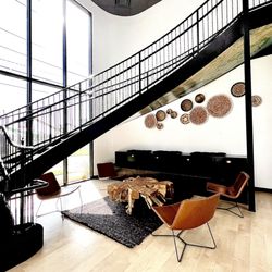 LHP's World Language & Multicultural Center