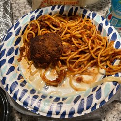 Maggianos Italian Classics - Dog food meatball and salty spaghetti