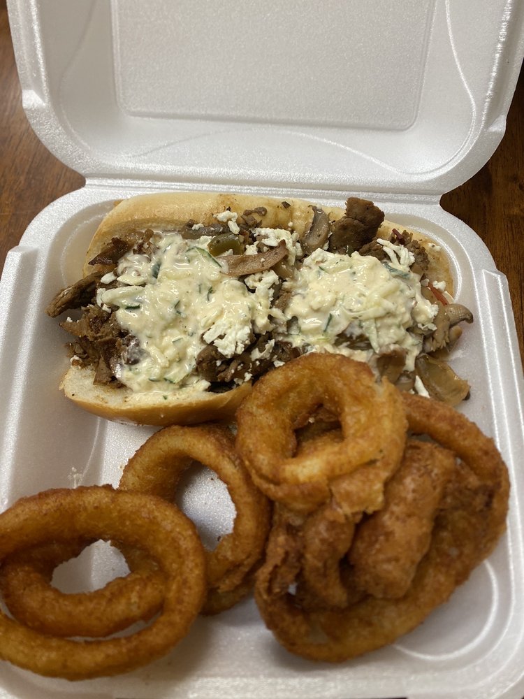 WALL STREET DELI Updated October 2024 28 Photos & 49 Reviews 7327