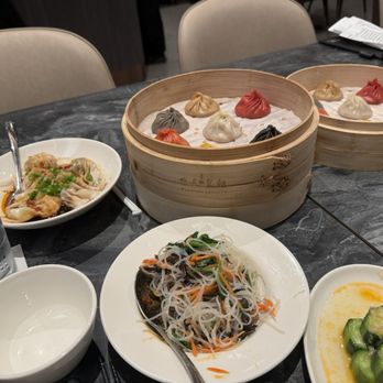 Paradise Dynasty - A1. Specialty Dynasty Xiao Long Bao D5. Japanese Cucumber with Minced Garlic B10. Kurobuta Pork Wonton in Chili Oiloil - Chinese Near Me - Glendale, California