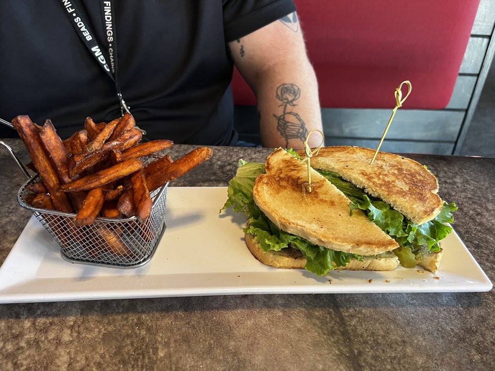 BROOKLYN’S BEER & BURGERS 163 Photos & 194 Reviews 3790 E Irvington Rd, Tucson, AZ Menu Yelp