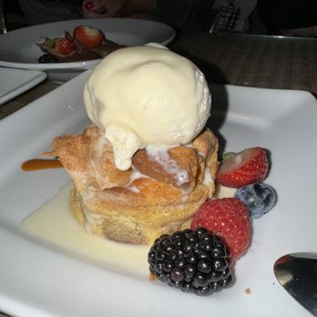Perch - White Chocolate Bread Pudding - Lounges Near Me - Los Angeles, California