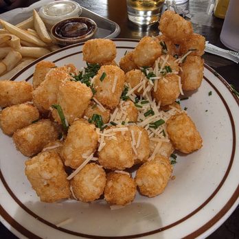 Cafeteria 15L - Airport - Tater Tots - American Near Me - Sacramento, California Cafeteria 15L - Airport - Tater Tots - American Near Me - Sacramento, California