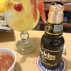 El Parian Mexican Restaurant - Party time!
