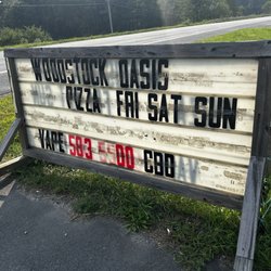 Woodstock Oasis - Outside