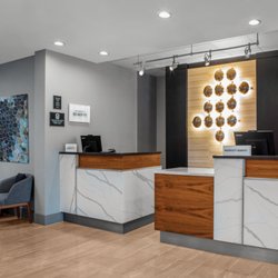 Courtyard by Marriott Miami Aventura Mall - Front Desk