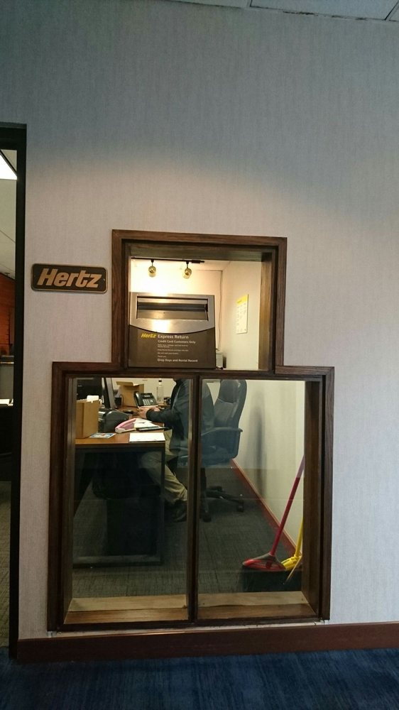 HERTZ RENT A CAR Updated October 2024 29 Reviews 375 South Moorland Rd, Brookfield