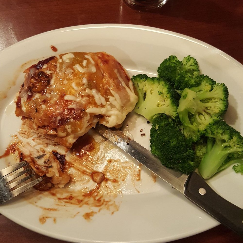 Ruby Tuesday - Smoky Mountain chicken and broccoli - Burgers Near Me - Clermont, Florida Ruby Tuesday - Smoky Mountain chicken and broccoli - Burgers Near Me - Clermont, Florida