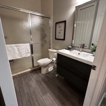 Kristel Cleaning - Clean bathroom 2. - Home Cleaning Near Me Kristel Cleaning - Clean bathroom 2. - Home Cleaning Near Me