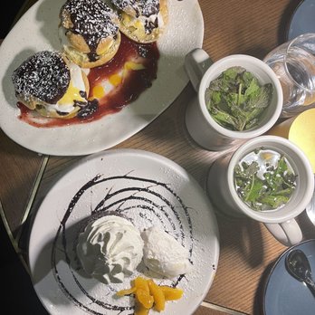 Mur - Dessert and Nana Tea - Mediterranean Near Me - Lawrence, New York