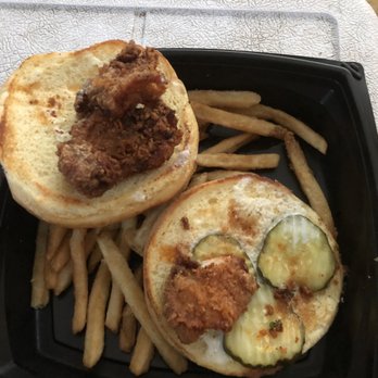 BJ's Restaurant & Brewhouse - Nashville Hot - Pizza Near Me - Brea, California