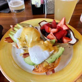 Honeycomb Cafe - Regular benedict plus tomato and avocado with a side of fruit. - New American Near Me - Belmont, North Carolina