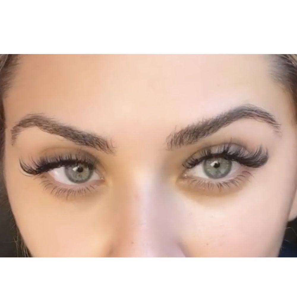 Haute Lashes - Wispy hybrid full set - Eyelash Service Near Me Haute Lashes - Wispy hybrid full set - Eyelash Service Near Me