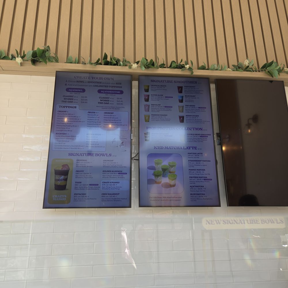 Oakberry Acai - Acai Bowls Near Me - Los Angeles, California