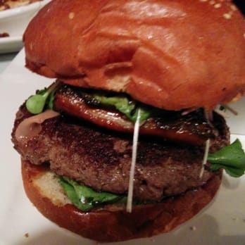 26 Beach Restaurant - Mori Eel Sushi Burger - New American Near Me - Venice, California 26 Beach Restaurant - Mori Eel Sushi Burger - New American Near Me - Venice, California