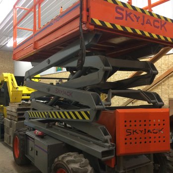 Mississippi Valley Masonry - Our heavy equipment allows us to be more efficient and effective on the job. - Masonry/Concrete Near Me - La Crosse, Wisconsin