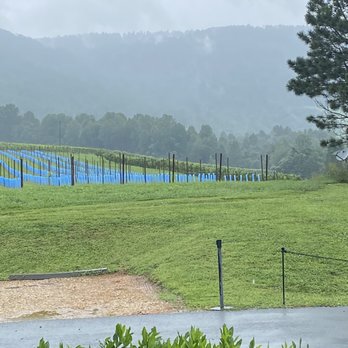 Afton Mountain Vineyards - Wineries Near Me - Afton, Virginia Afton Mountain Vineyards - Wineries Near Me - Afton, Virginia