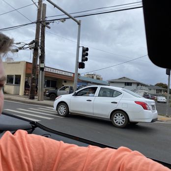 Barbecue Kai - The view of the restaurant from the stoplight. - Barbeque Near Me - Waianae, Hawaii