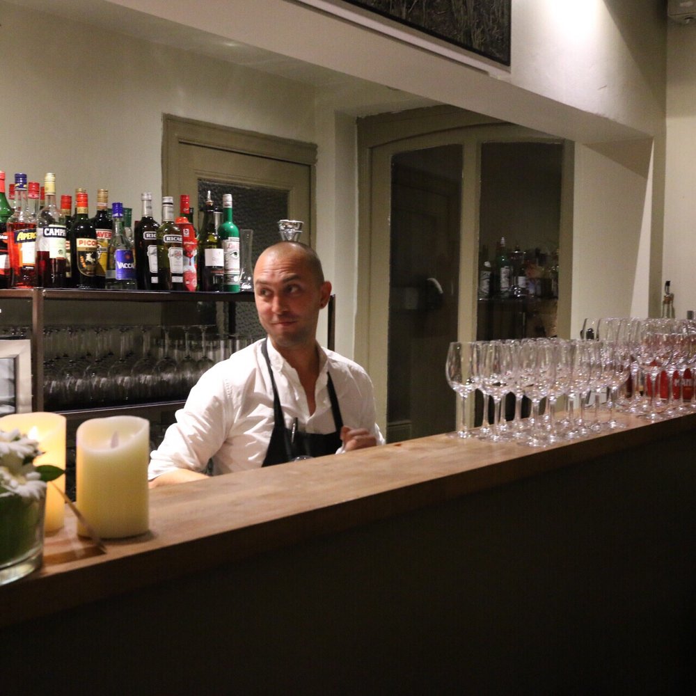 Gillis - Bar - Belgian Near Me - Gent, VOV