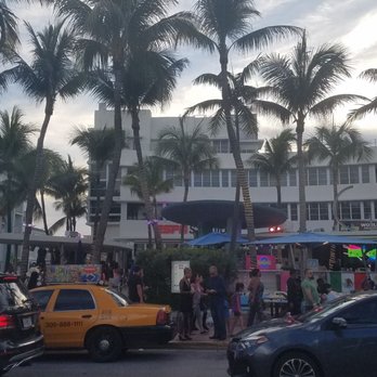 Ocean Drive - Landmarks & Historical Buildings Near Me - Miami Beach, Florida Ocean Drive - Landmarks & Historical Buildings Near Me - Miami Beach, Florida