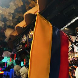 Colombian flag right when you come in Colombian flag right when you come in