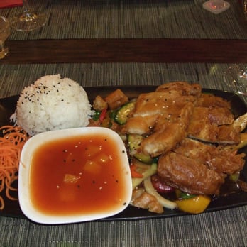 Hanoi - Gebackenes Huhn - Vietnamese Near Me - Hamburg, HH Hanoi - Gebackenes Huhn - Vietnamese Near Me - Hamburg, HH