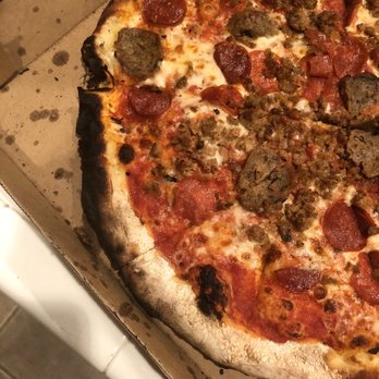 Spuntino Pizzeria - Burnt crust sorry - Italian Near Me - Temecula, California