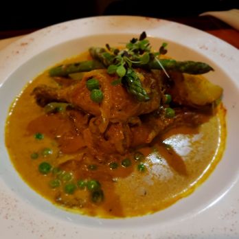 Mesob - Curry chicken - Caribbean Near Me - Kansas City, Missouri