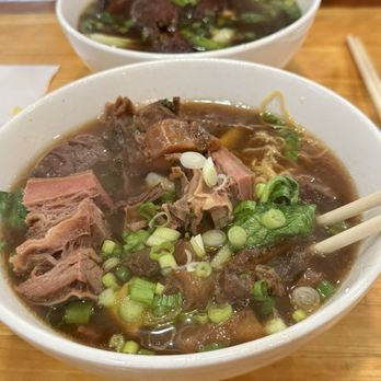 Hue Ky Mi Gia - Noodles Near Me - Westminster, California