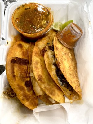 Salsa Taqueria & Wings by null